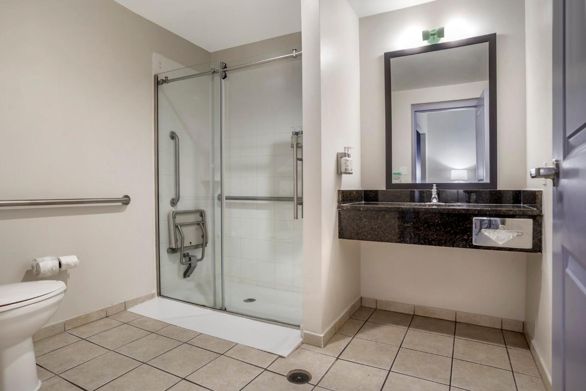 Garner Panama Northeast By Ihg 3*